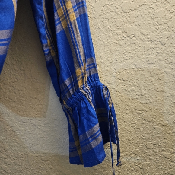 Express Wrap Front Blouse Womens Size SP Blue Yellow Plaid V-neck Flutter Sleeve - Picture 5 of 7